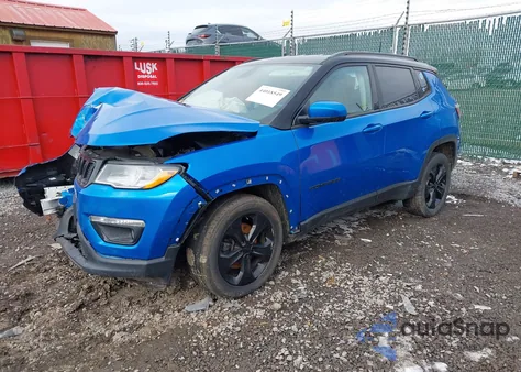 2018 Jeep Compass Altitude 4X4 from USA, damaged, VIN 3C4NJDBB9JT394658